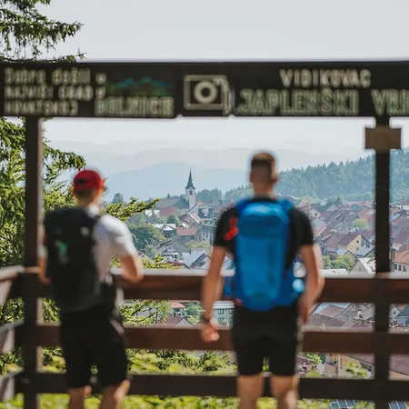 Mali Brlog 아파트